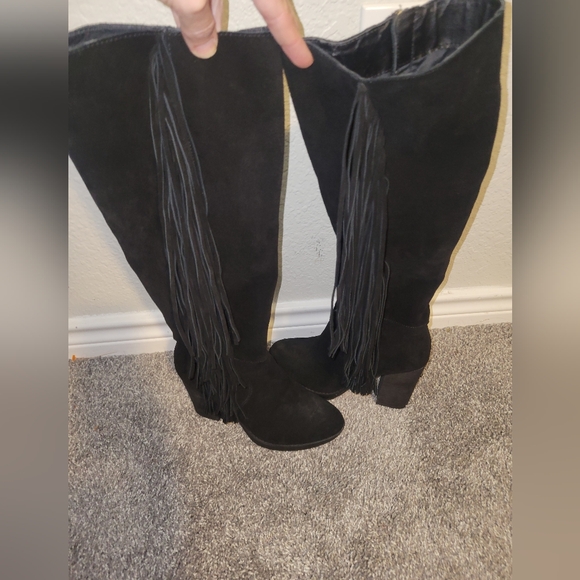 Steve Madden Fringerr Heeled Boots Size 7 B Black Suede Zipper Closure - Picture 2 of 6
